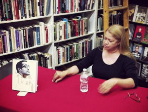 Tracey Davis at a book signing